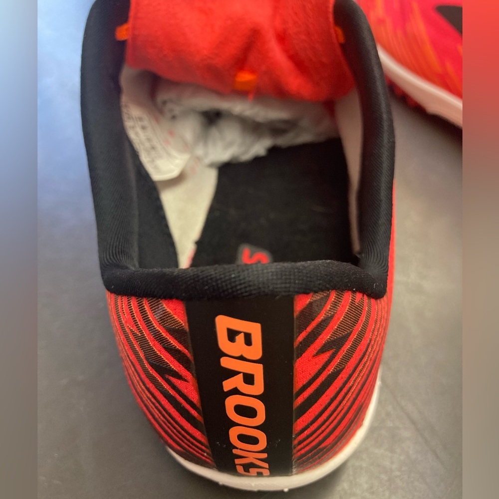Brooks Mach 18 running shoes with spikes - Picture 7 of 11